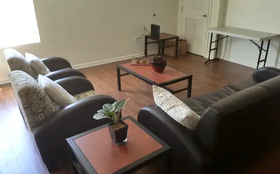 another photo of furnished student housing living room at 314 N. Neville St. Pittsburgh, PA 15213